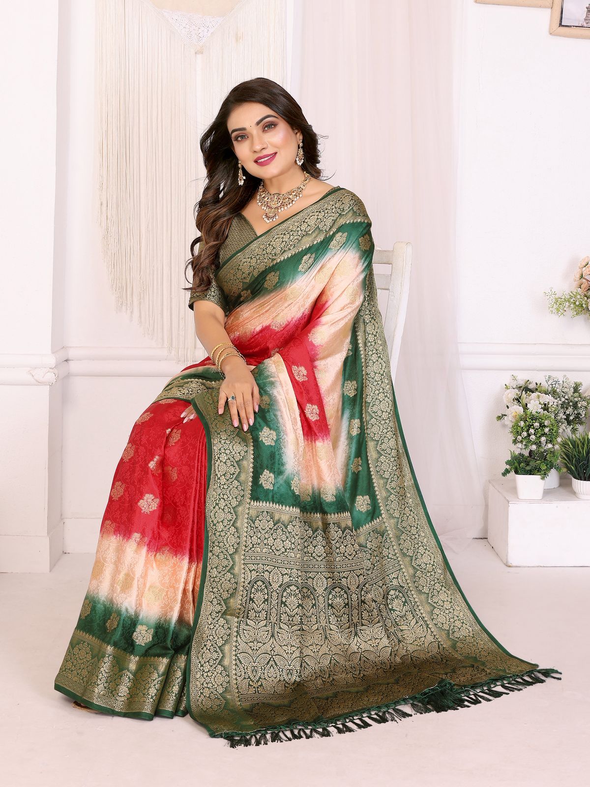 Elegant Tri-Tone Banarasi Silk Saree with Floral Zari Weaving