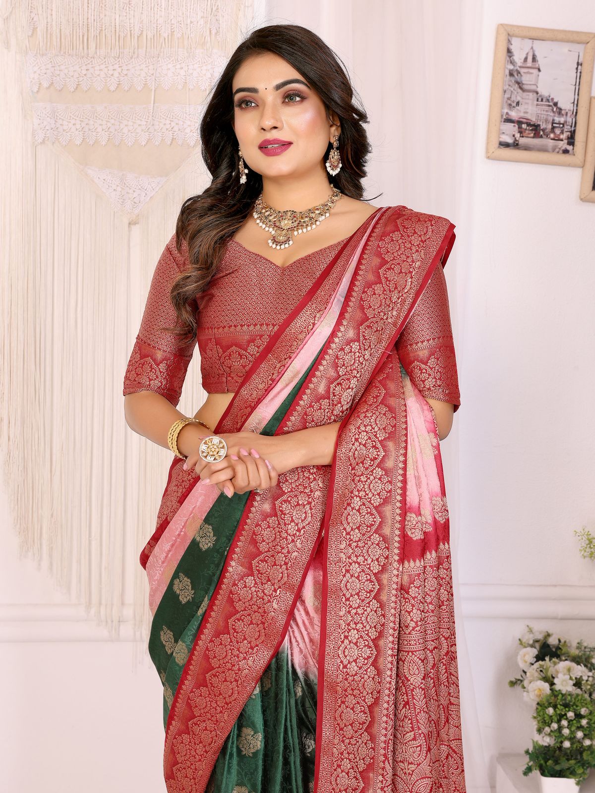 Elegant Tri-Tone Banarasi Silk Saree with Floral Zari Weaving
