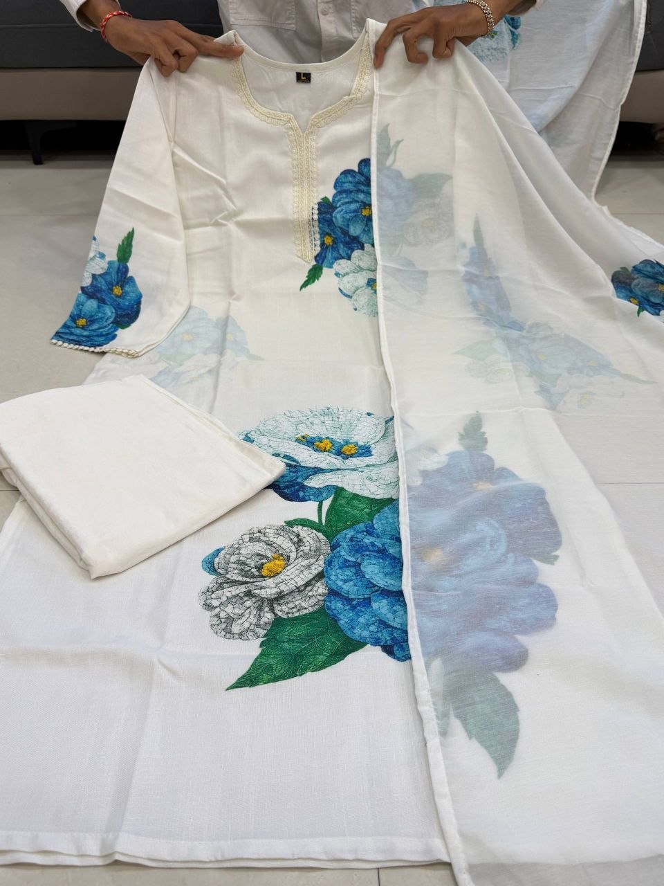 Elegant White Floral Printed Kurta Set with Matching Dupatta