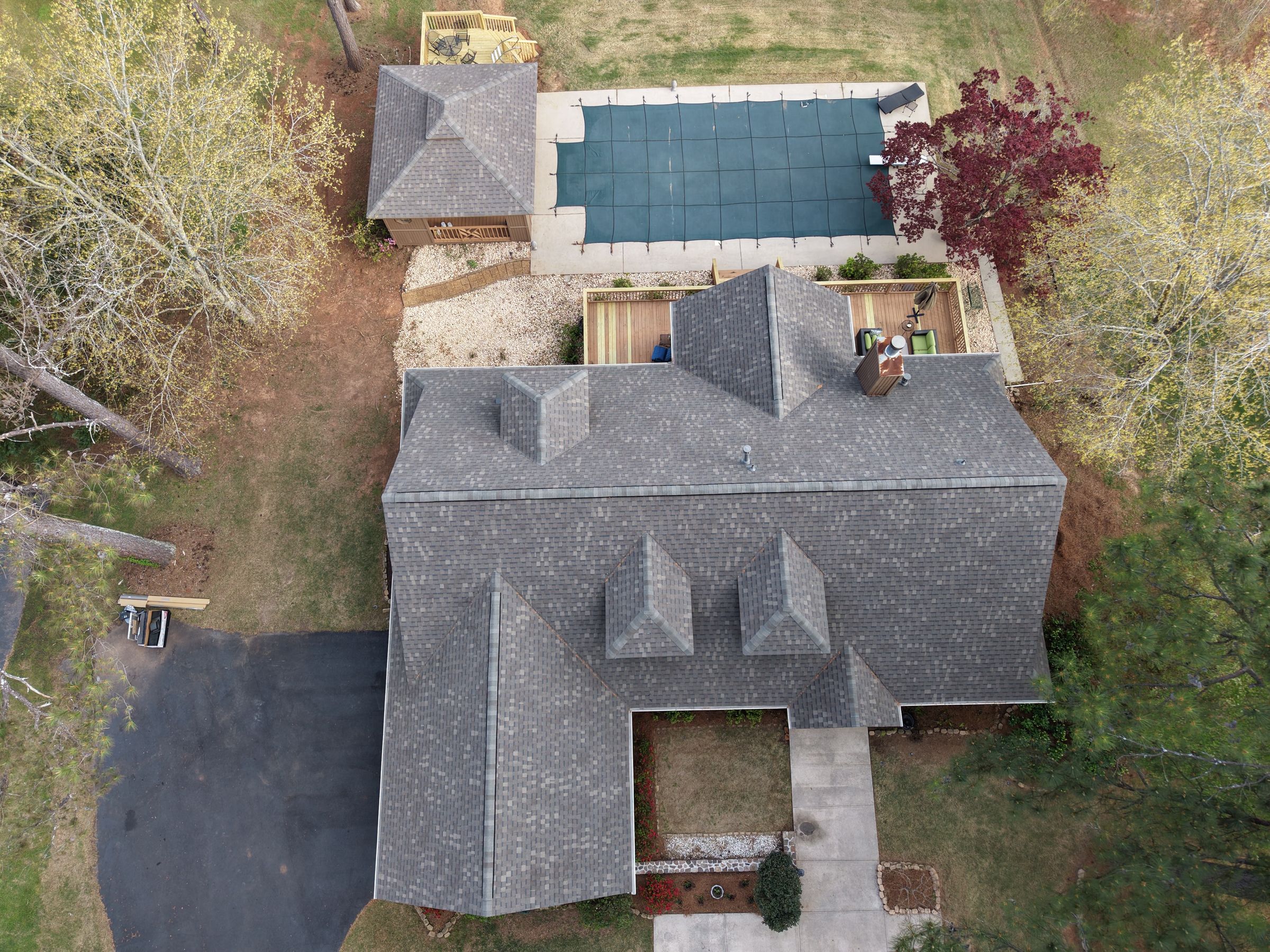 Steadfast Southern Roofers LLC logo