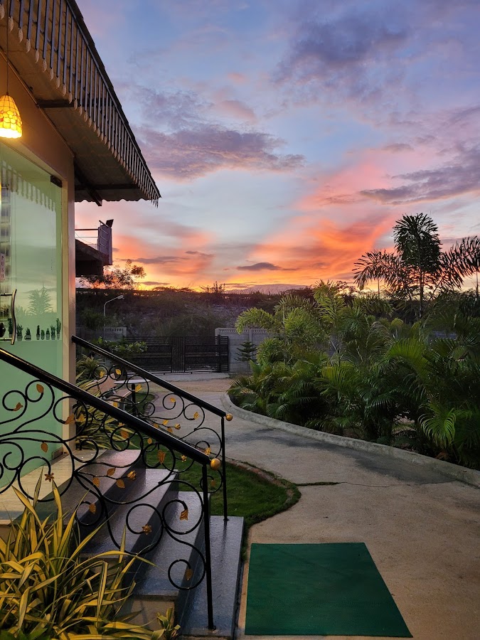 Noah Guest House