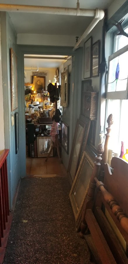 Howard's Flying Dragon Antique
