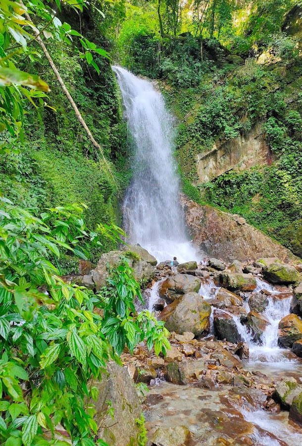 Sirki waterfall