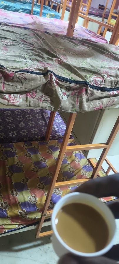 RELAX IN Dormitory & Lodge