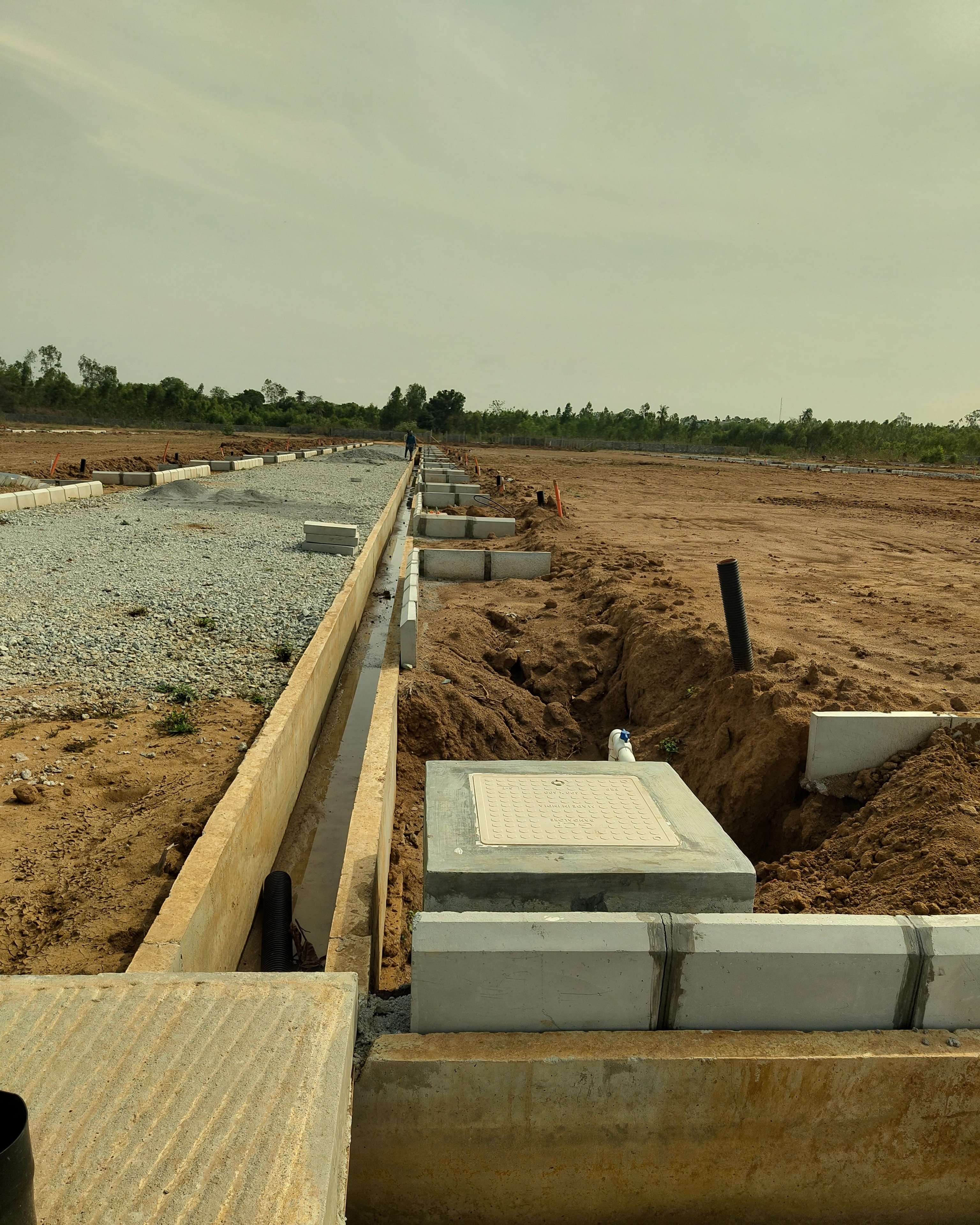 Gv layout developer labour contract and builder photo 1