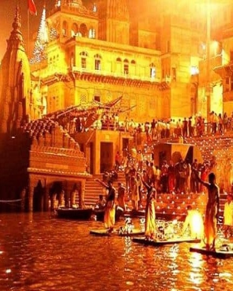 tourist guide in Varanasi photo 9