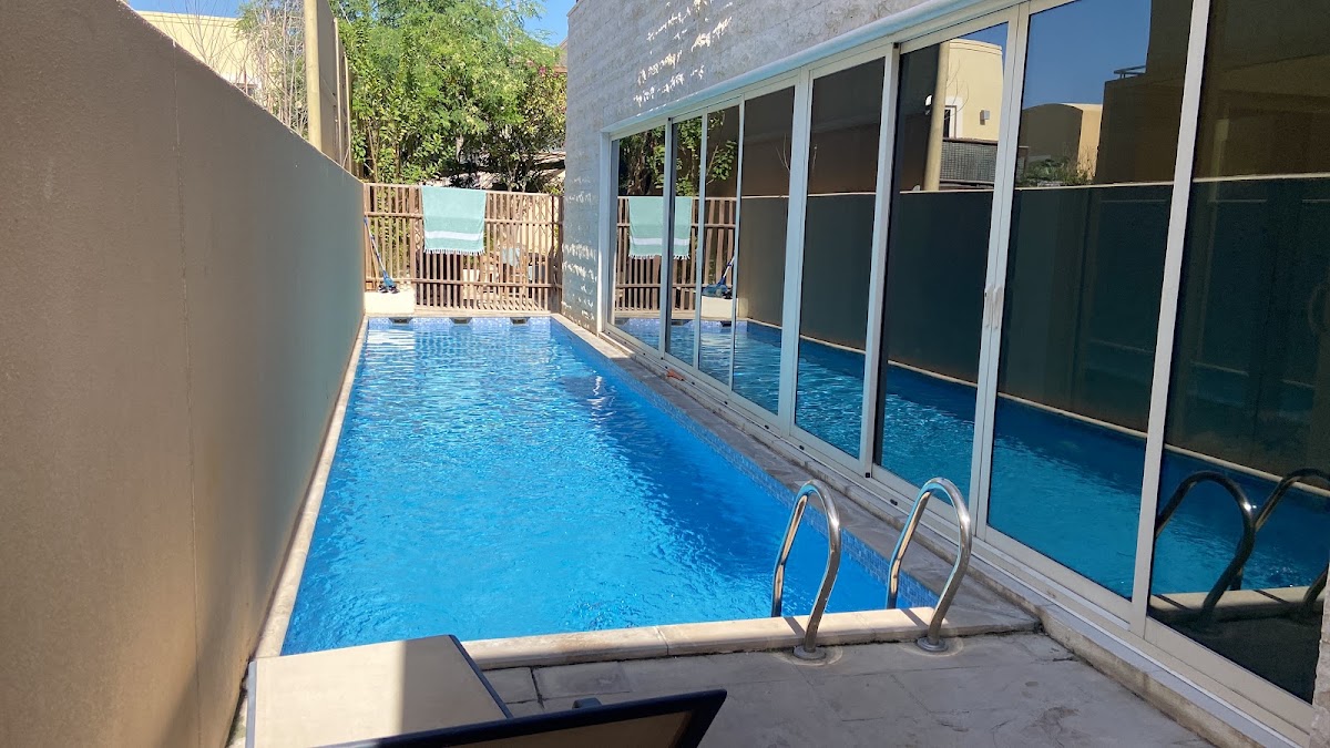 Pool Masters - Swimming Pool