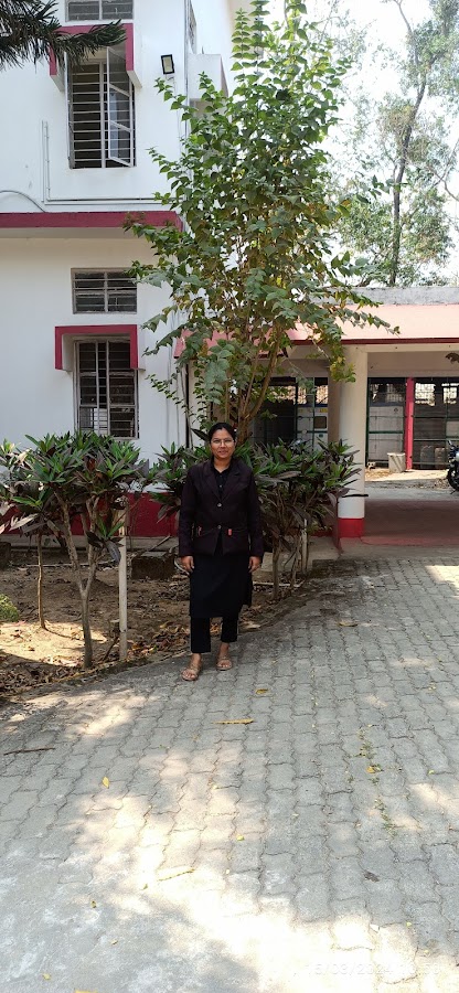 Advocate Daizima Parbin( DJ LEGAL ASSOCIATES)