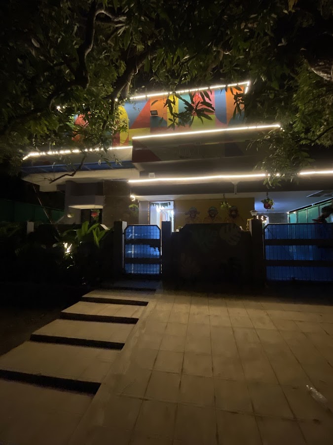 Scuzi Resorts
