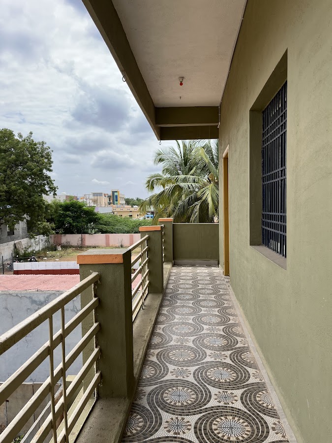 Divya Lodge