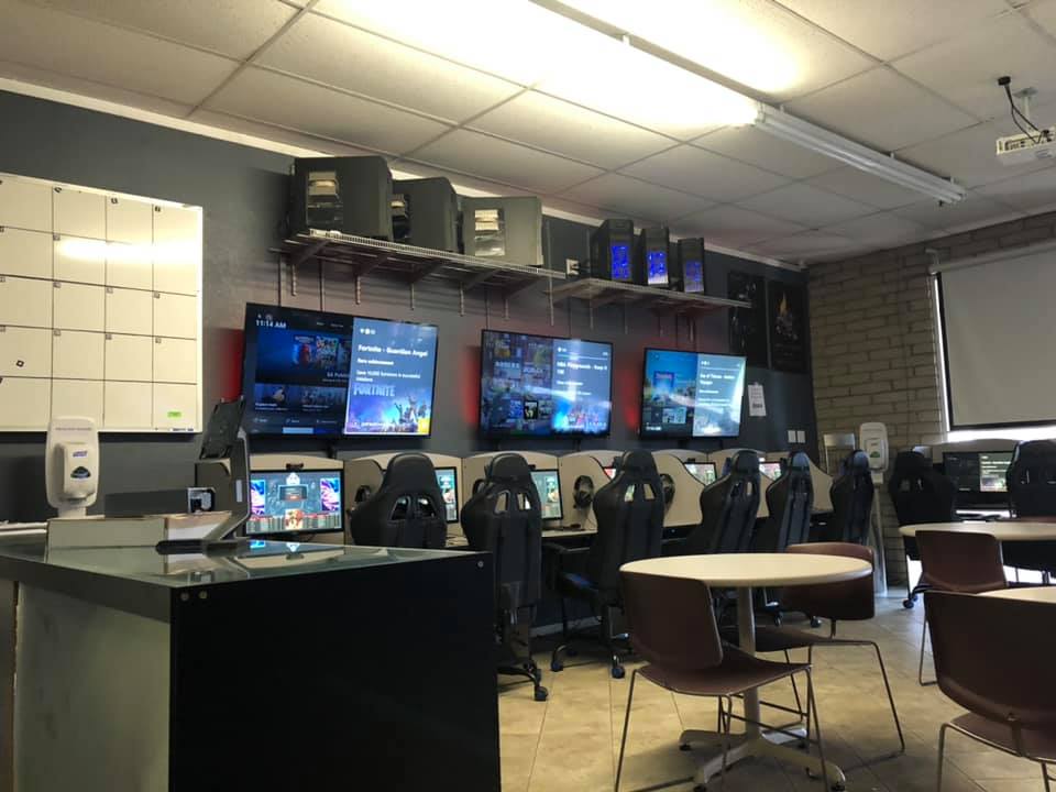 Run It up Gaming Lounge
