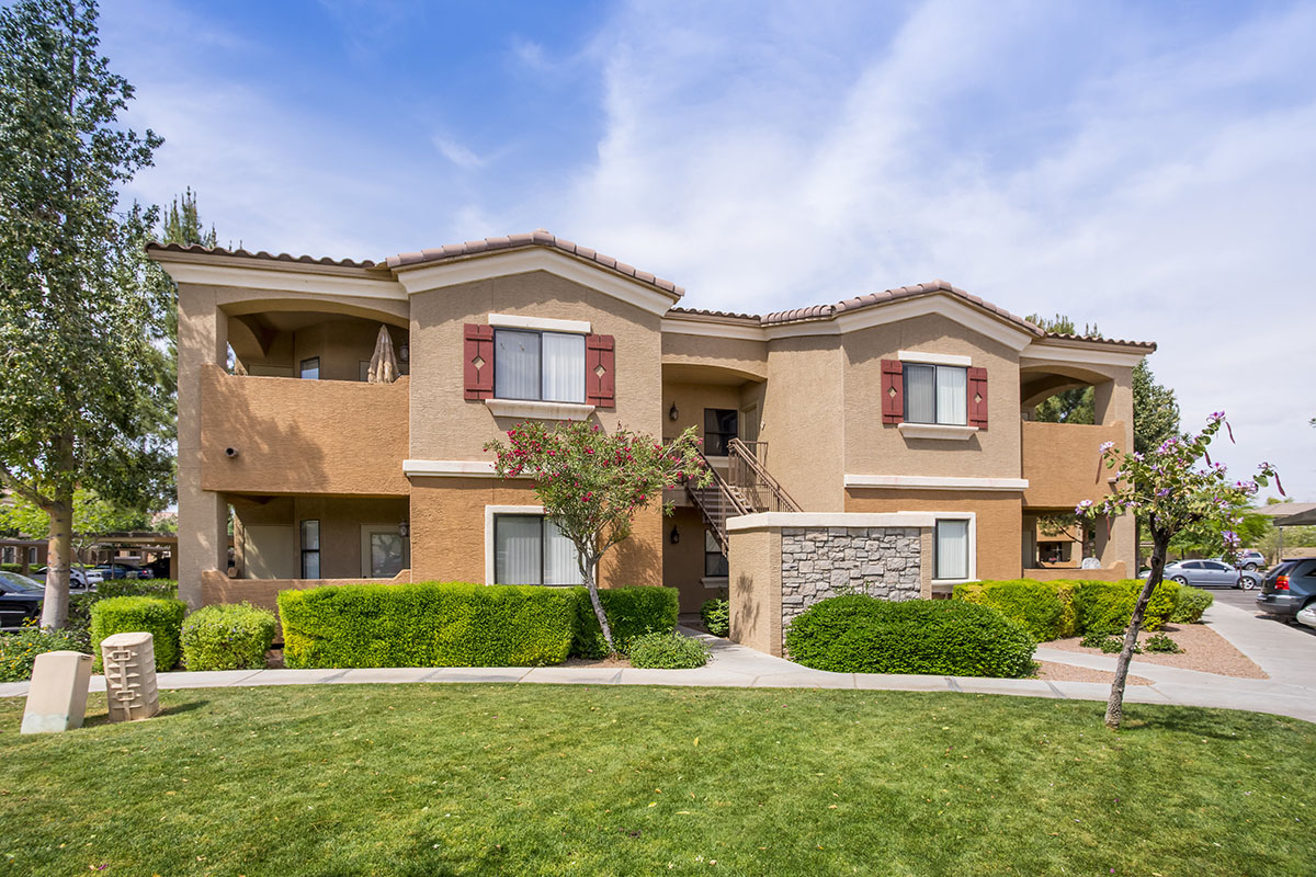 Versante Apartment Homes