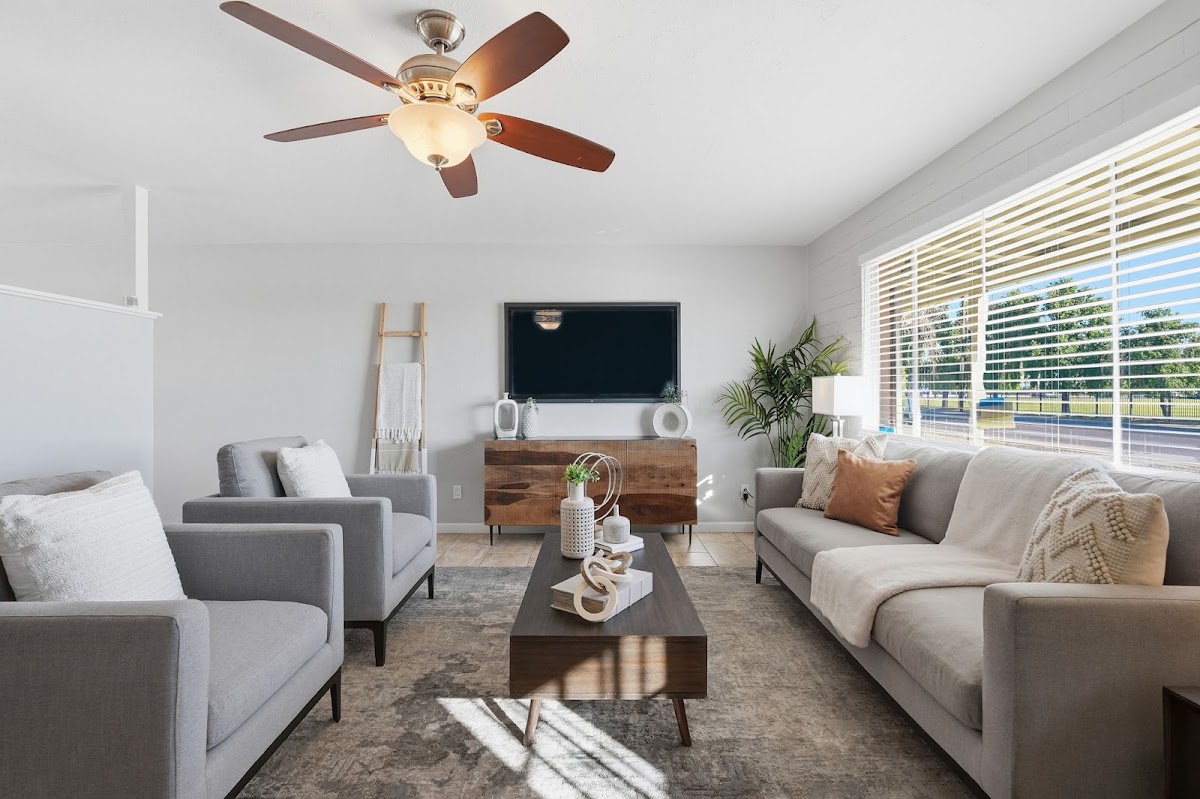 Ivoree Interiors Home Staging