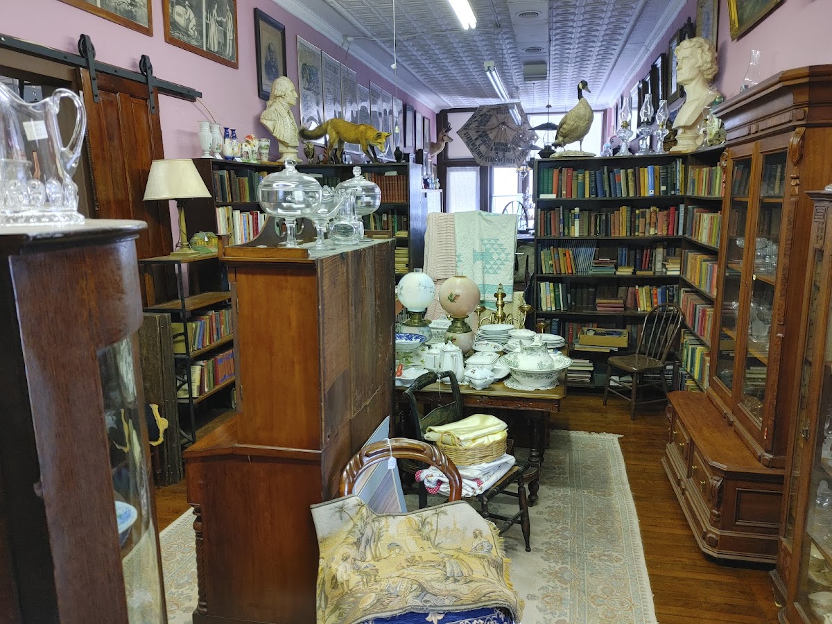 Cedar Valley Antiques