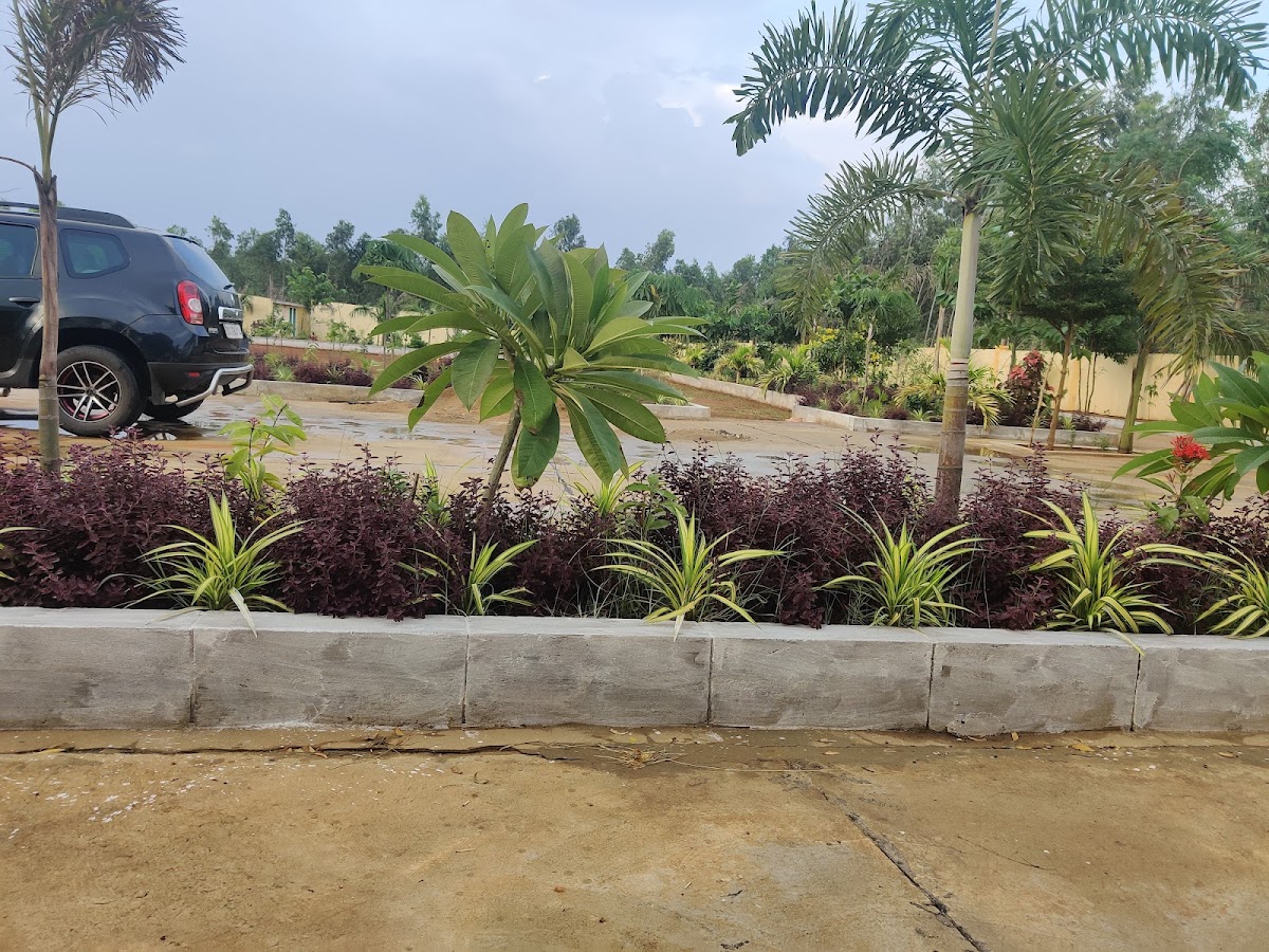 Ravi Gardens