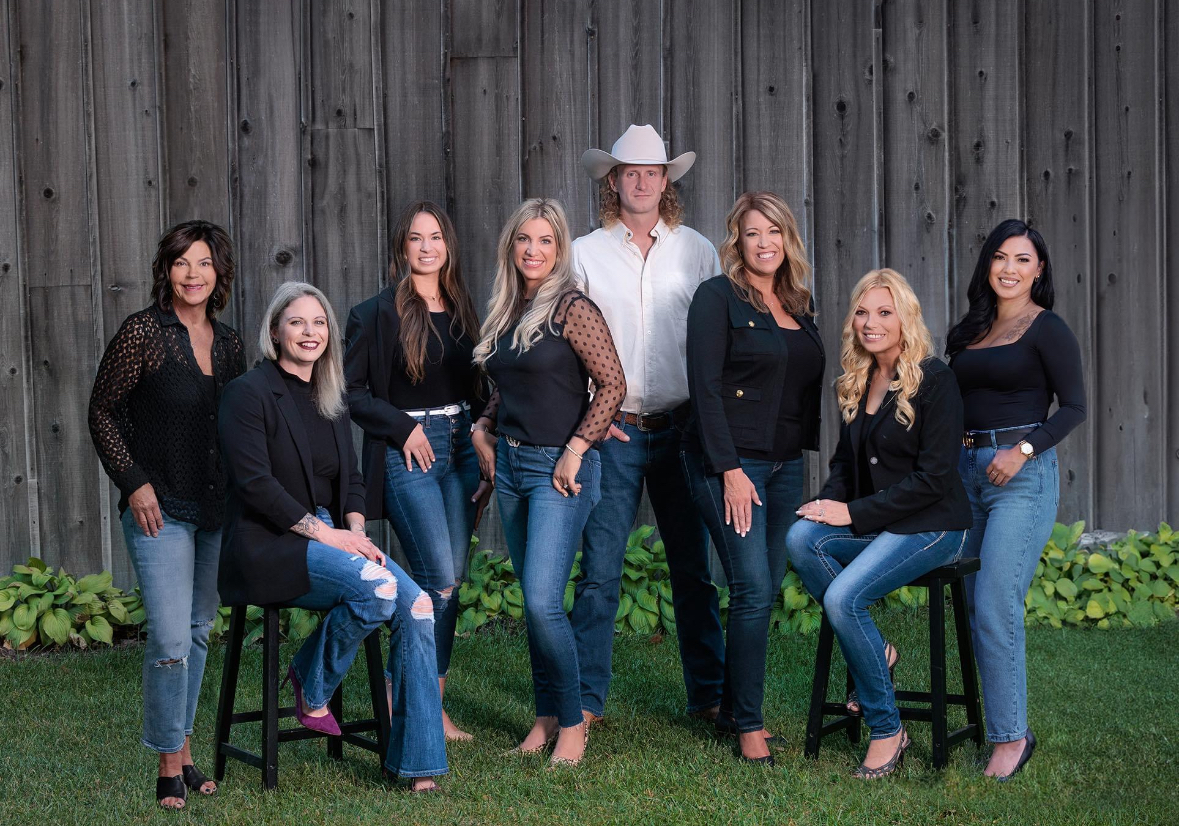 Jacklyn Wiese, Berkshire Hathaway HomeServices Ambassador Real Estate, Columbus NE