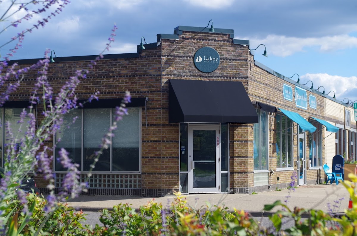 Lakes Holistic Care - Chiropractic, Massage, Acupuncture - Auto Injury