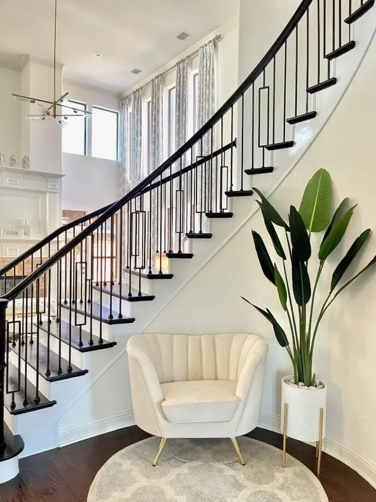 Creative Stairs LLC logo