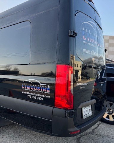 O'Hare Limo Services - Limo to O'Hare photo 1