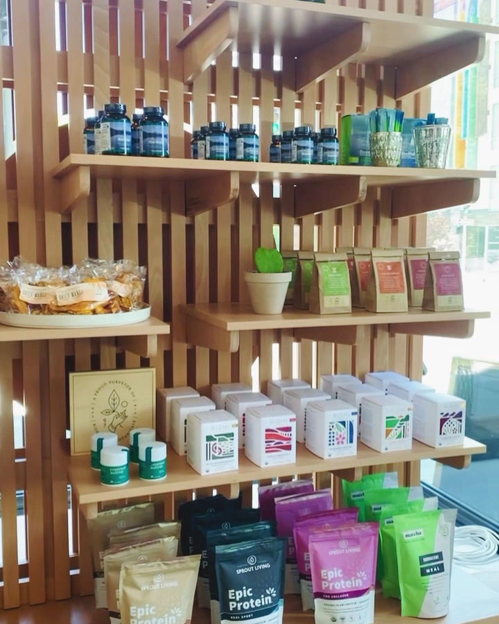 The Grove Juicery & Wellness Cafe ~ DOWNTOWN