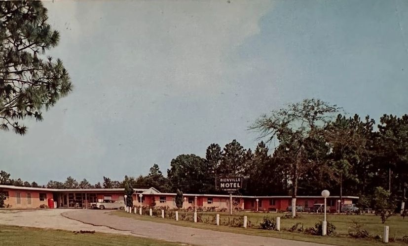 Plantation Motel & RV Trailer Park-Saraland logo