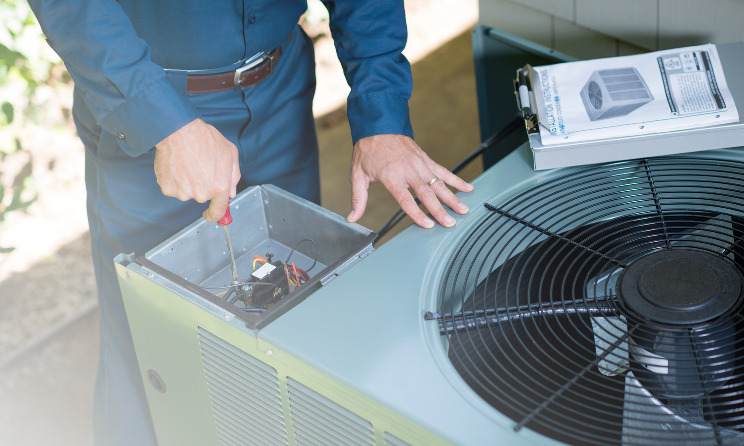 Superior Heating and Cooling logo