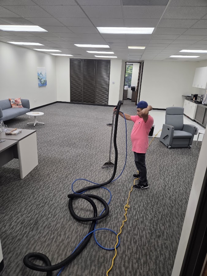 Lightning Bolt Carpet & Upholstery Cleaning