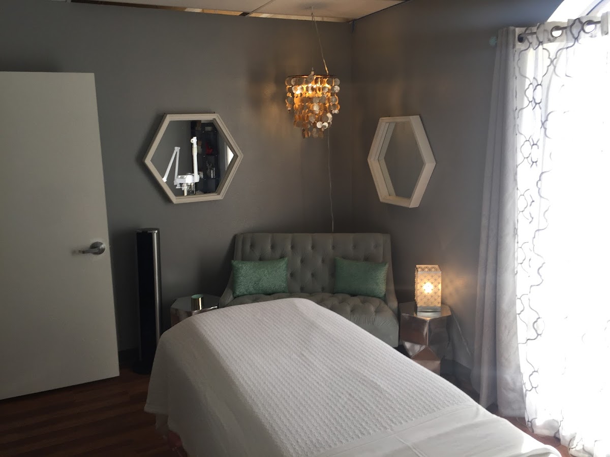 Goddess Wellness & Beauty Bar