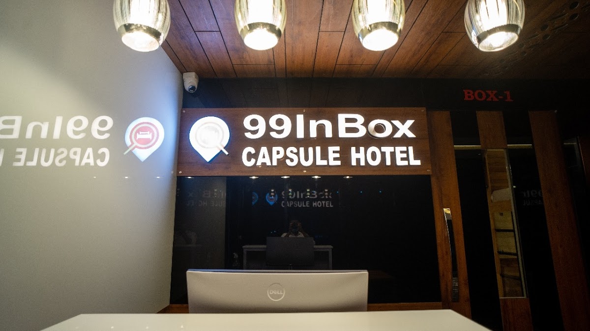 99 inbox capsule hotel (Dormitory)
