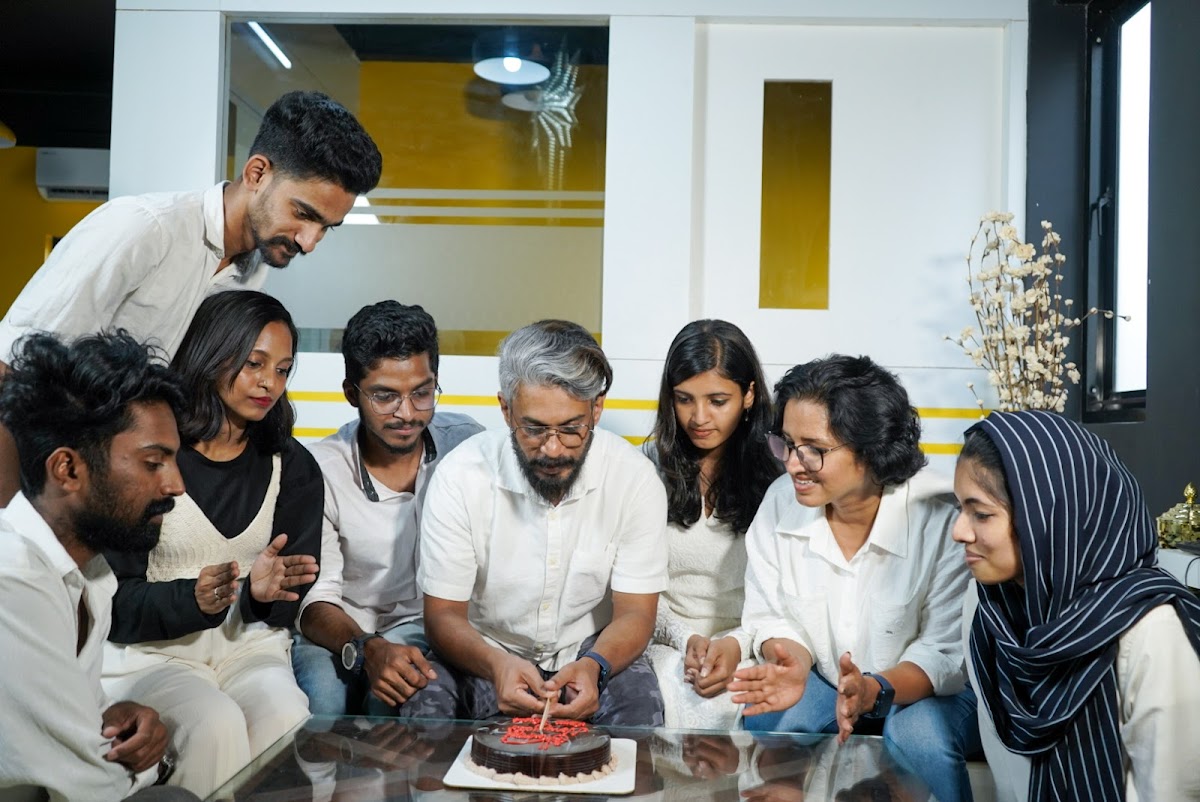 ISHA'S CREATIVE MEDIA
