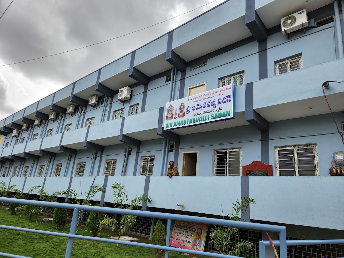 Amruthavalli Sadhan- Temple Lodging