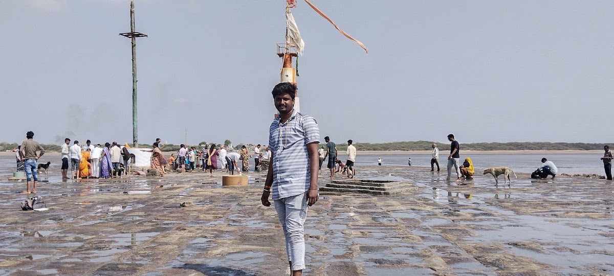 SRI CHAKRA TOURS and TRAVELS