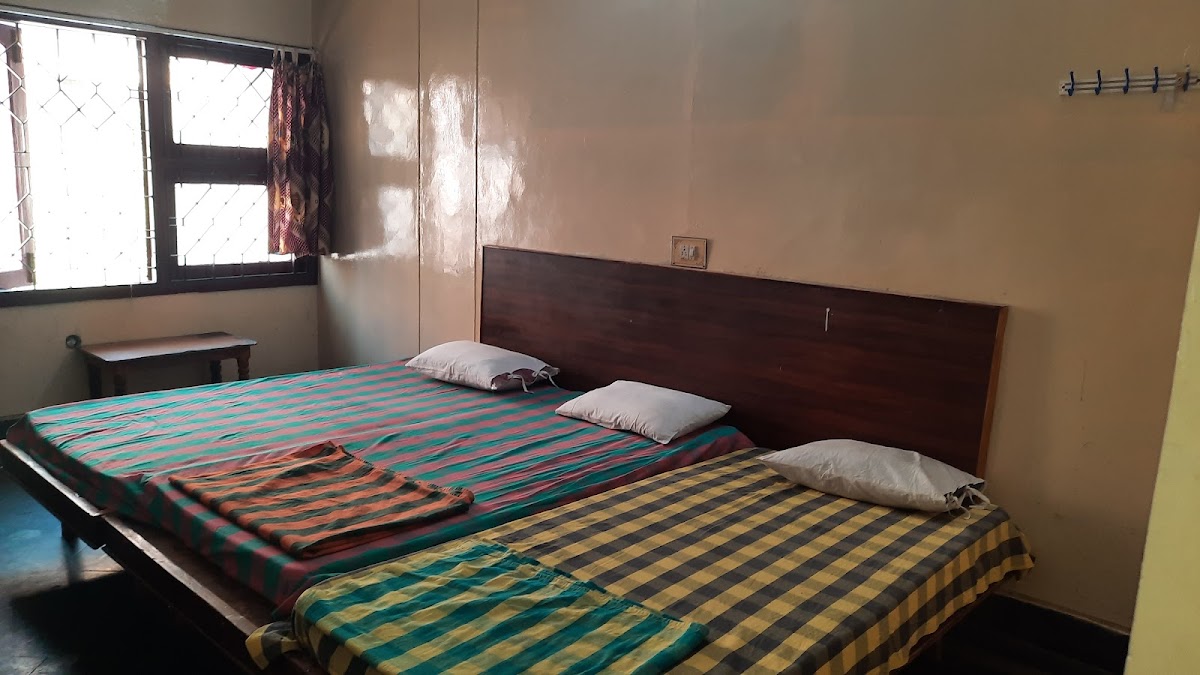 Maruthi Lodge