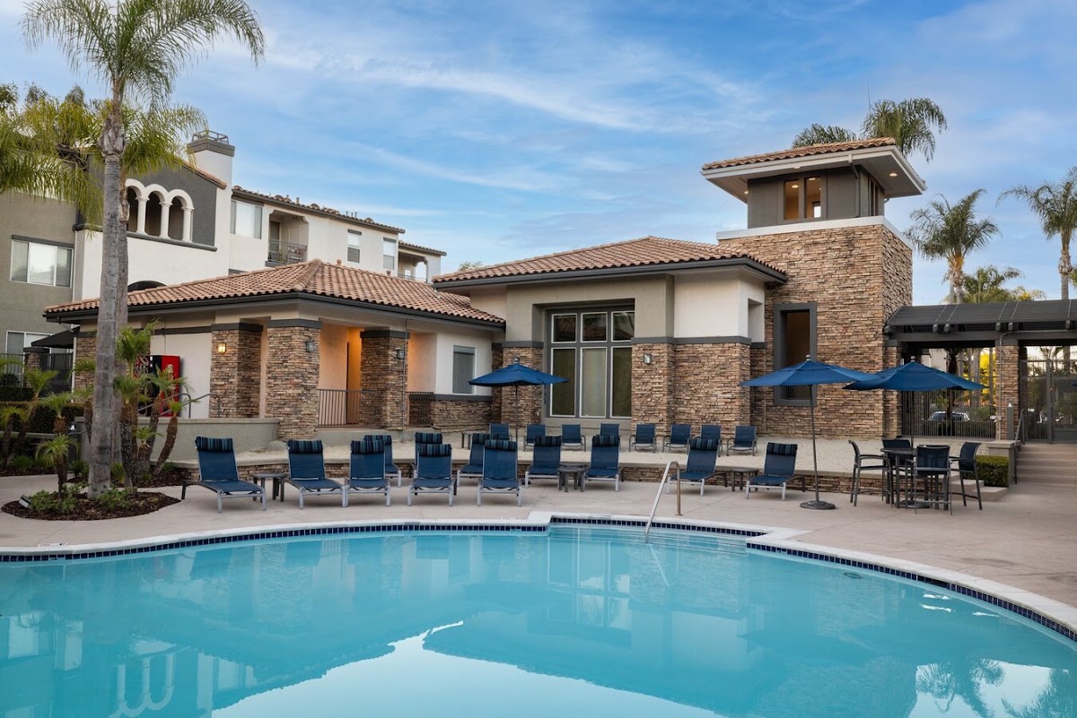 Alize at Aliso Viejo Apartment Homes
