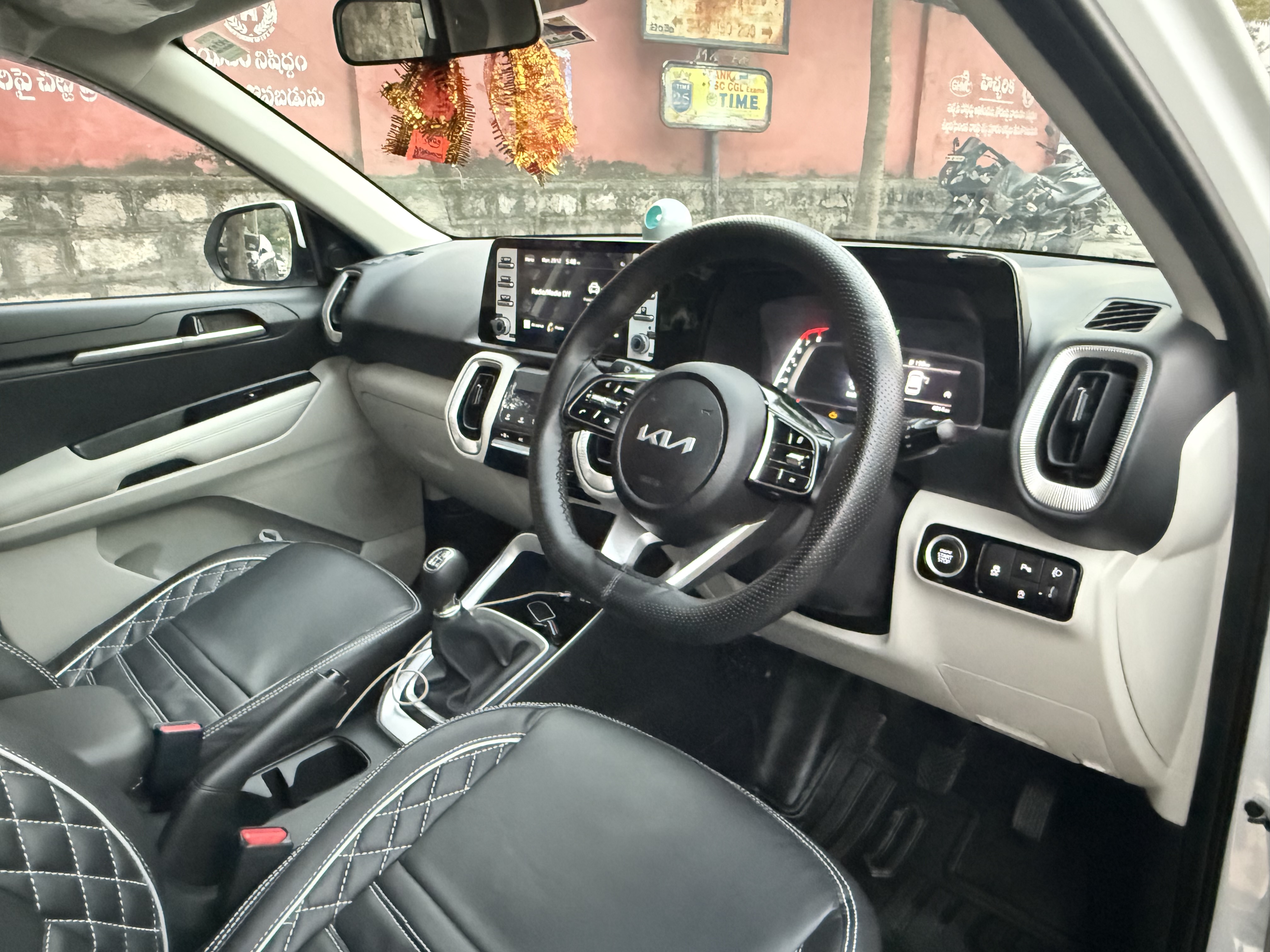 RR SELF DRIVE CARS photo 10