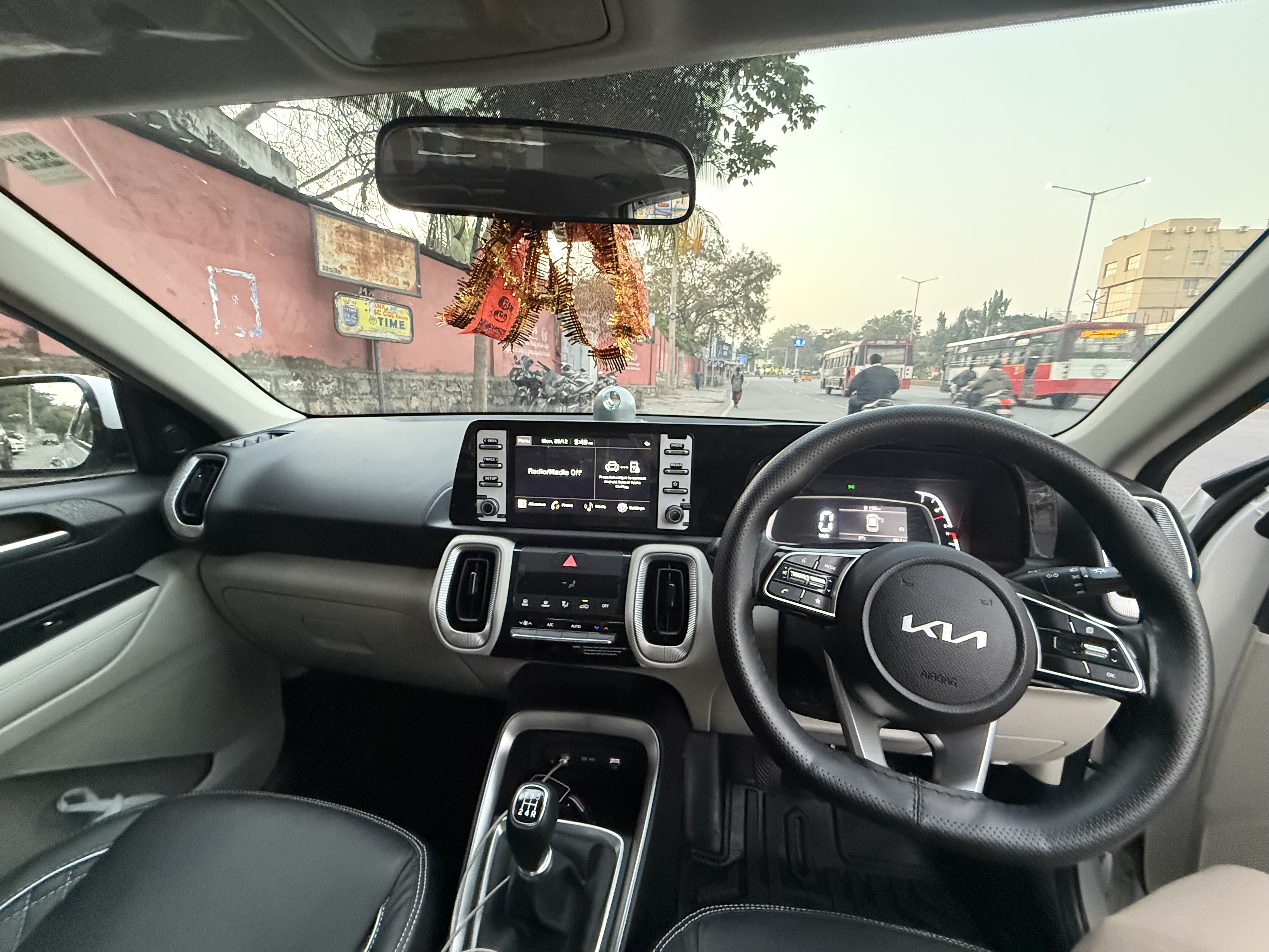 RR SELF DRIVE CARS photo 11