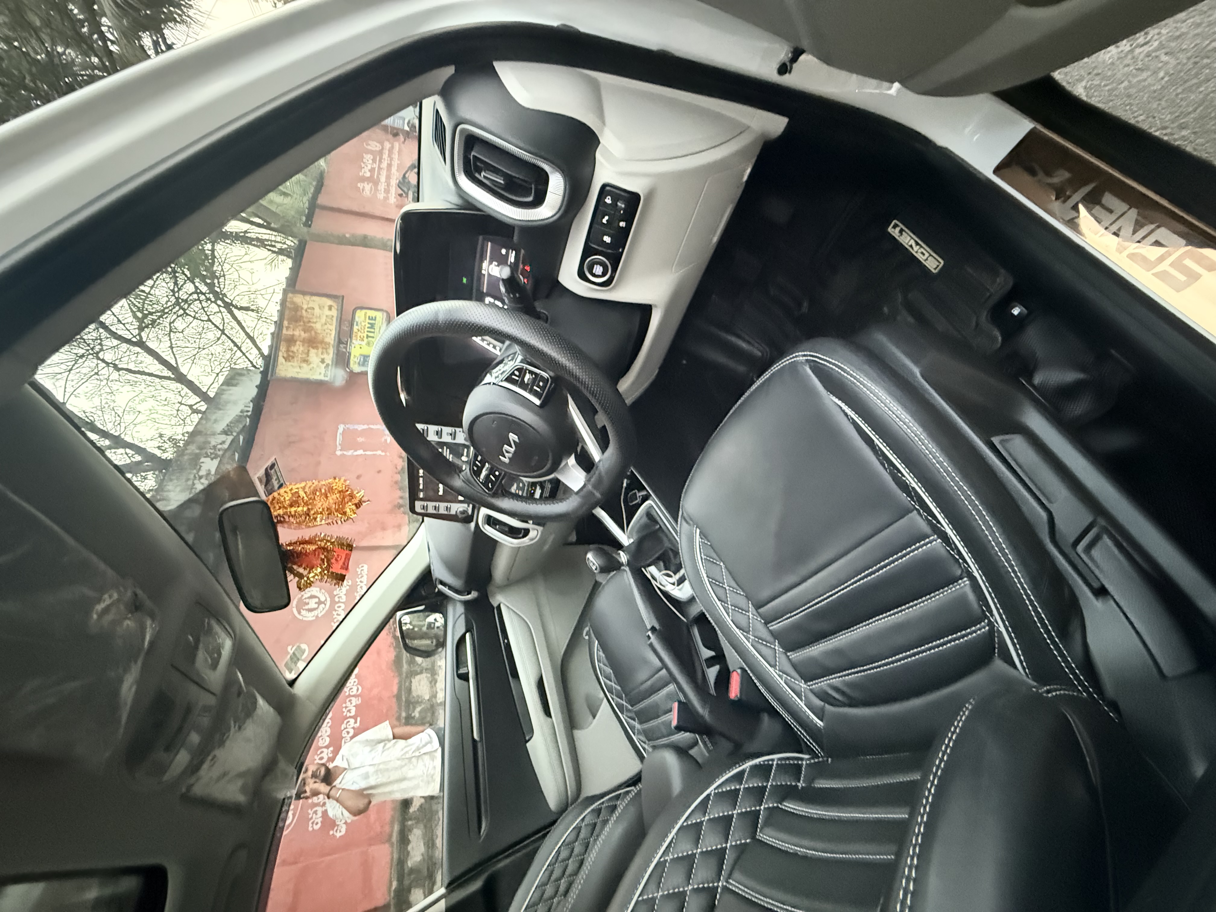 RR SELF DRIVE CARS photo 13