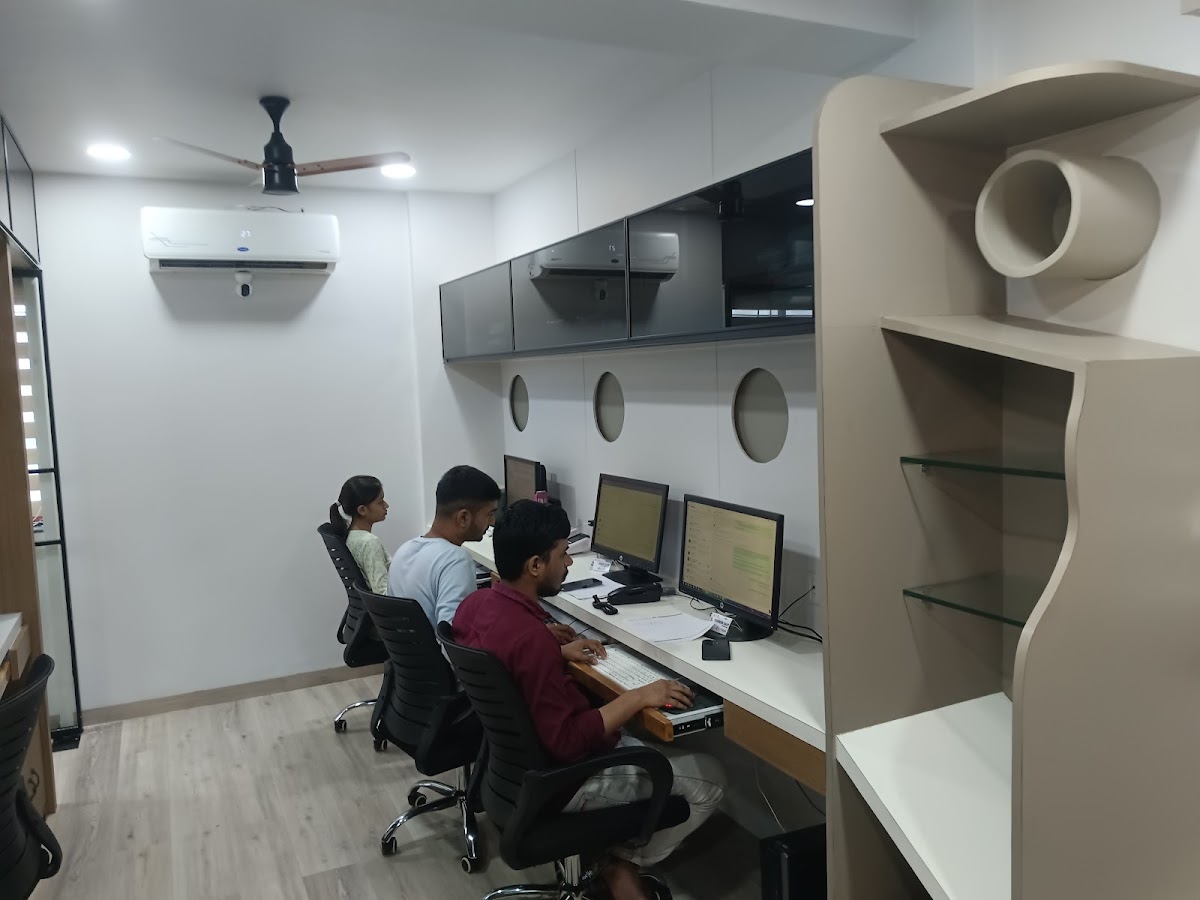 SOFTWEB - Website Design and Development Company in Vapi, Gujarat, India