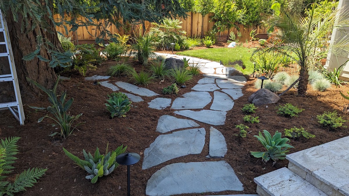 Smart Green Landscaping INC.