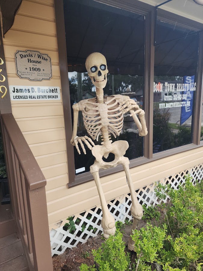 Bonnie's Antiques