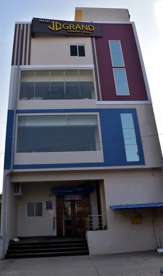 Hotel JC Grand
