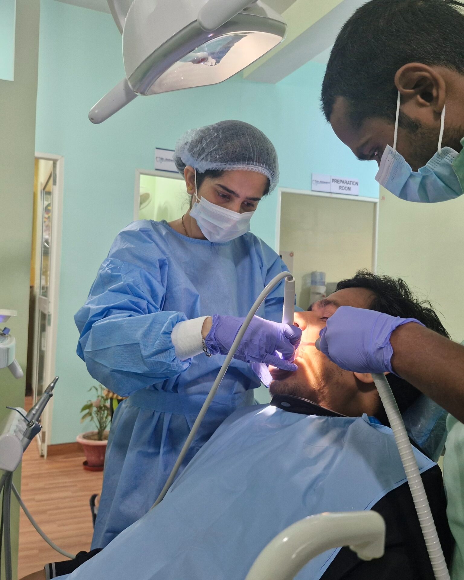 Dr Aishwarya BDS MDS Gold Medalist photo 2
