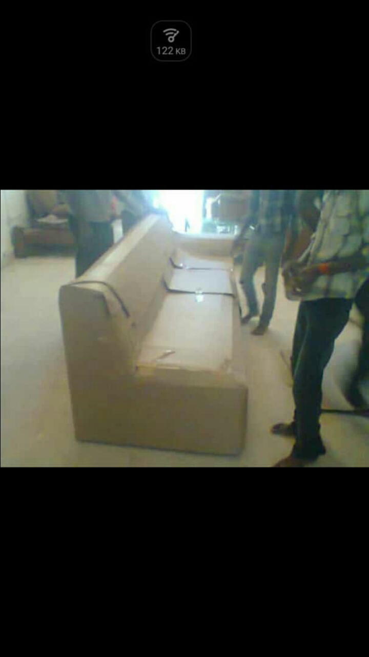 BEST2BEST EXPRESS MOVERS photo 25