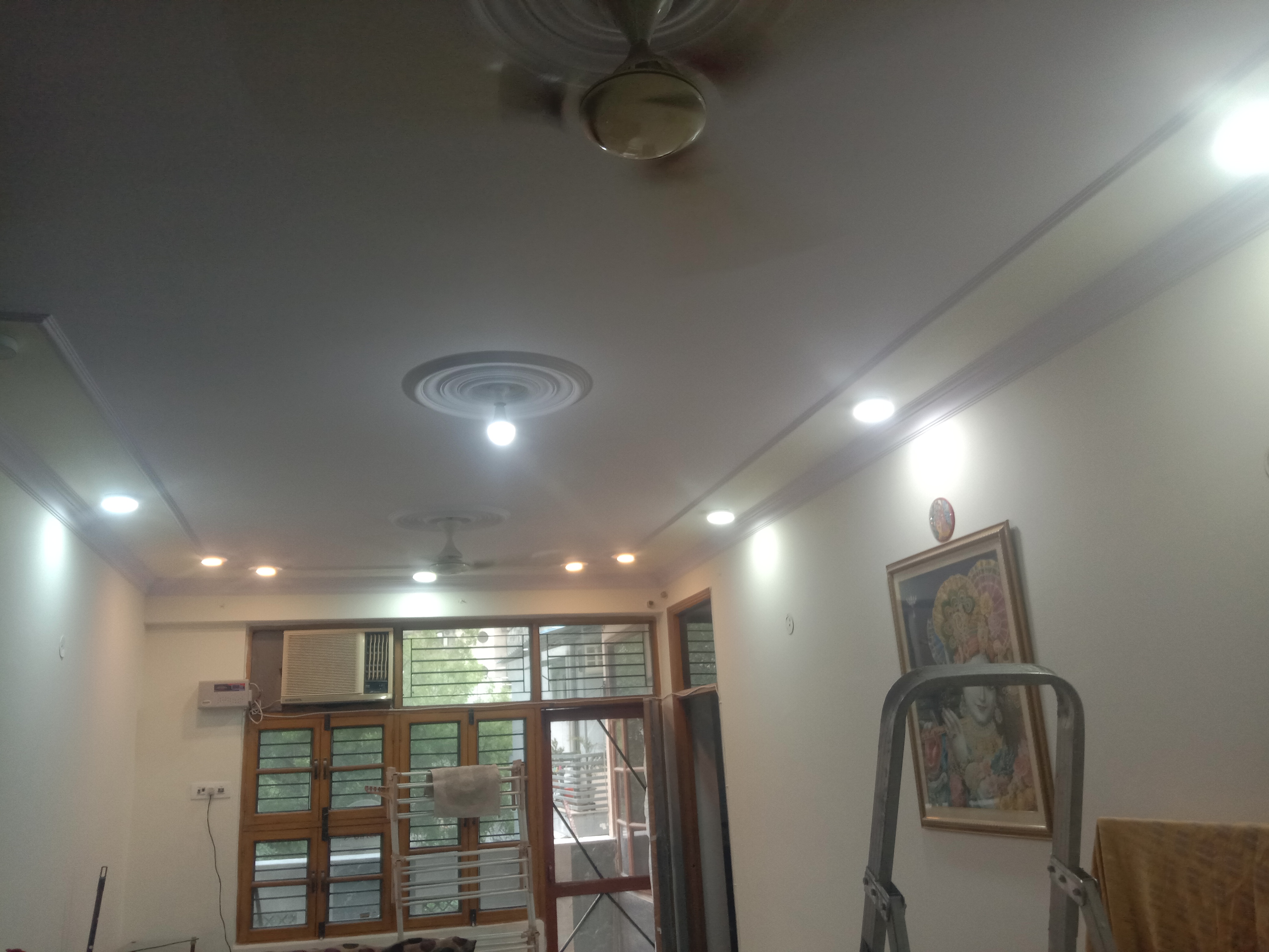 Electrician photo 3