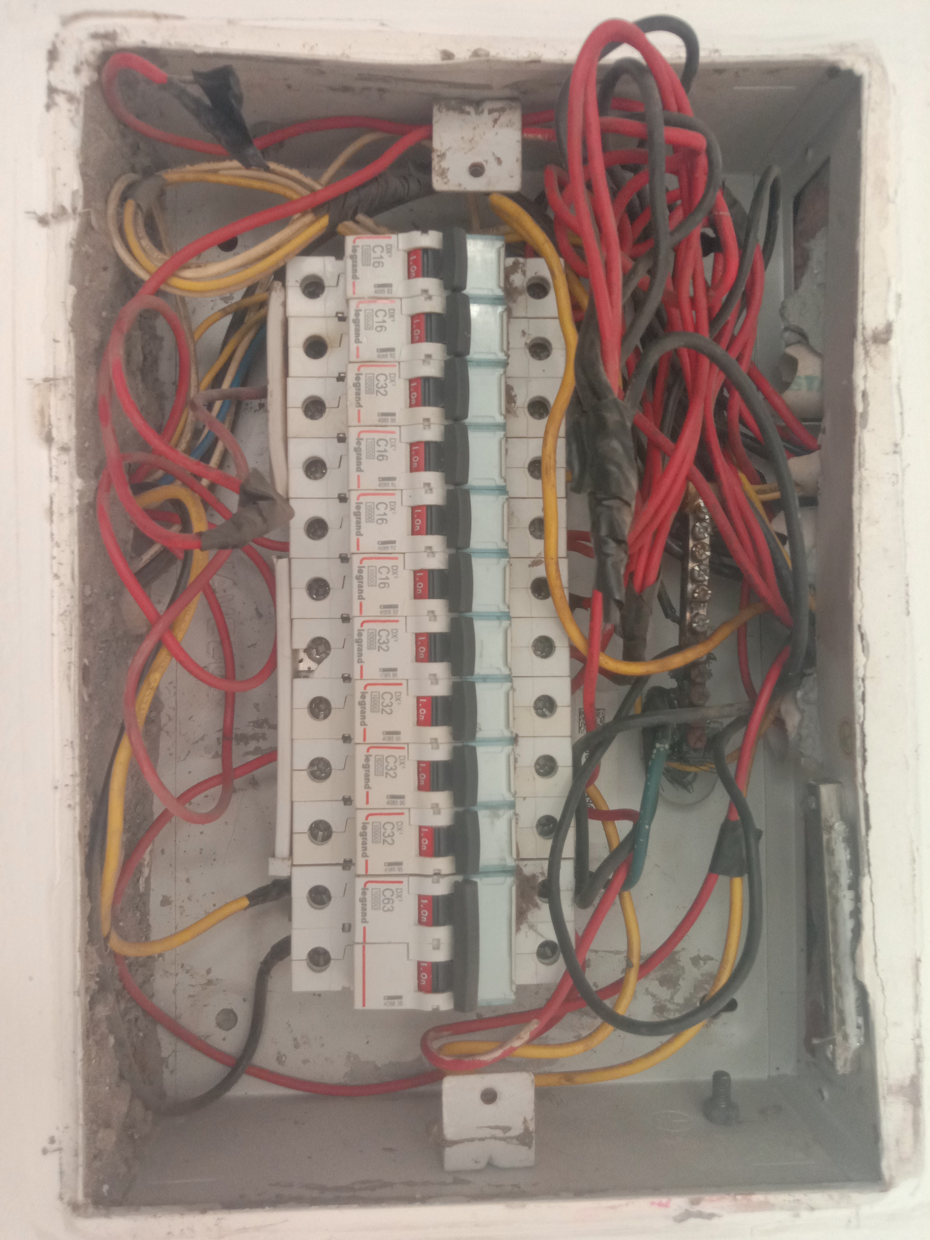 Electrician photo 4