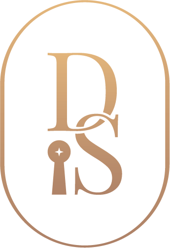 Dustay Holiday Homes logo