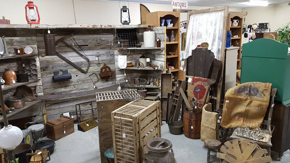 Blondy's Antiques and Treasures
