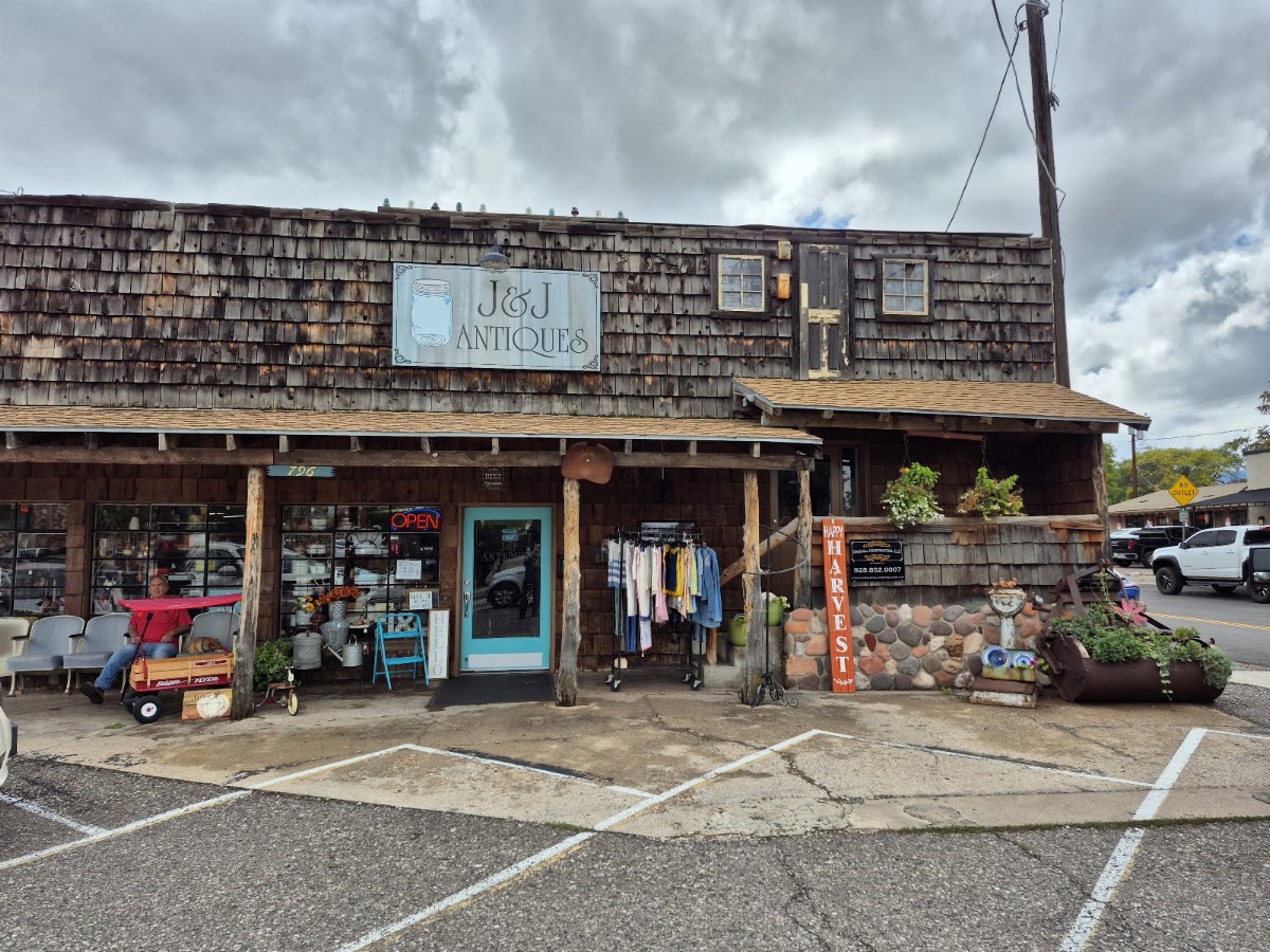 J & J Antiques