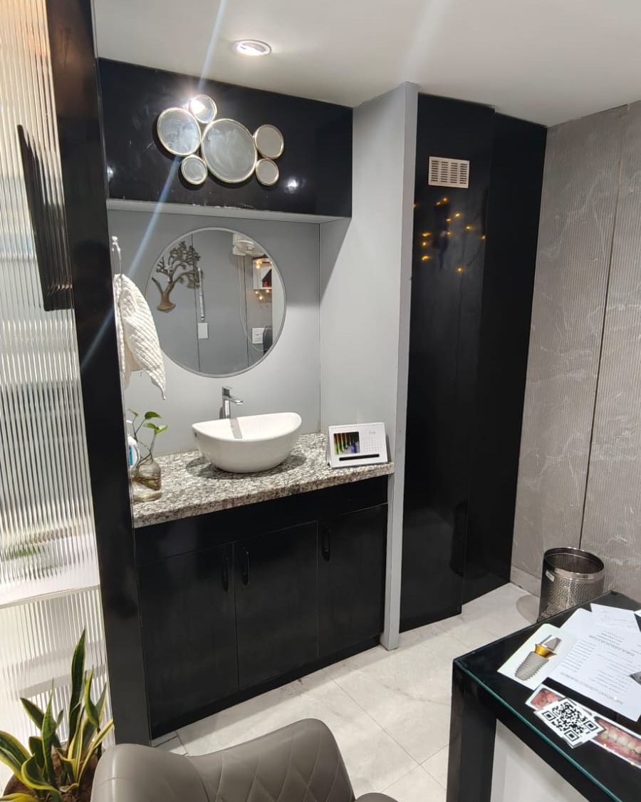 Dr. Gambhirs Dental Aesthetics - Dental Clinic in Gurgaon photo 2