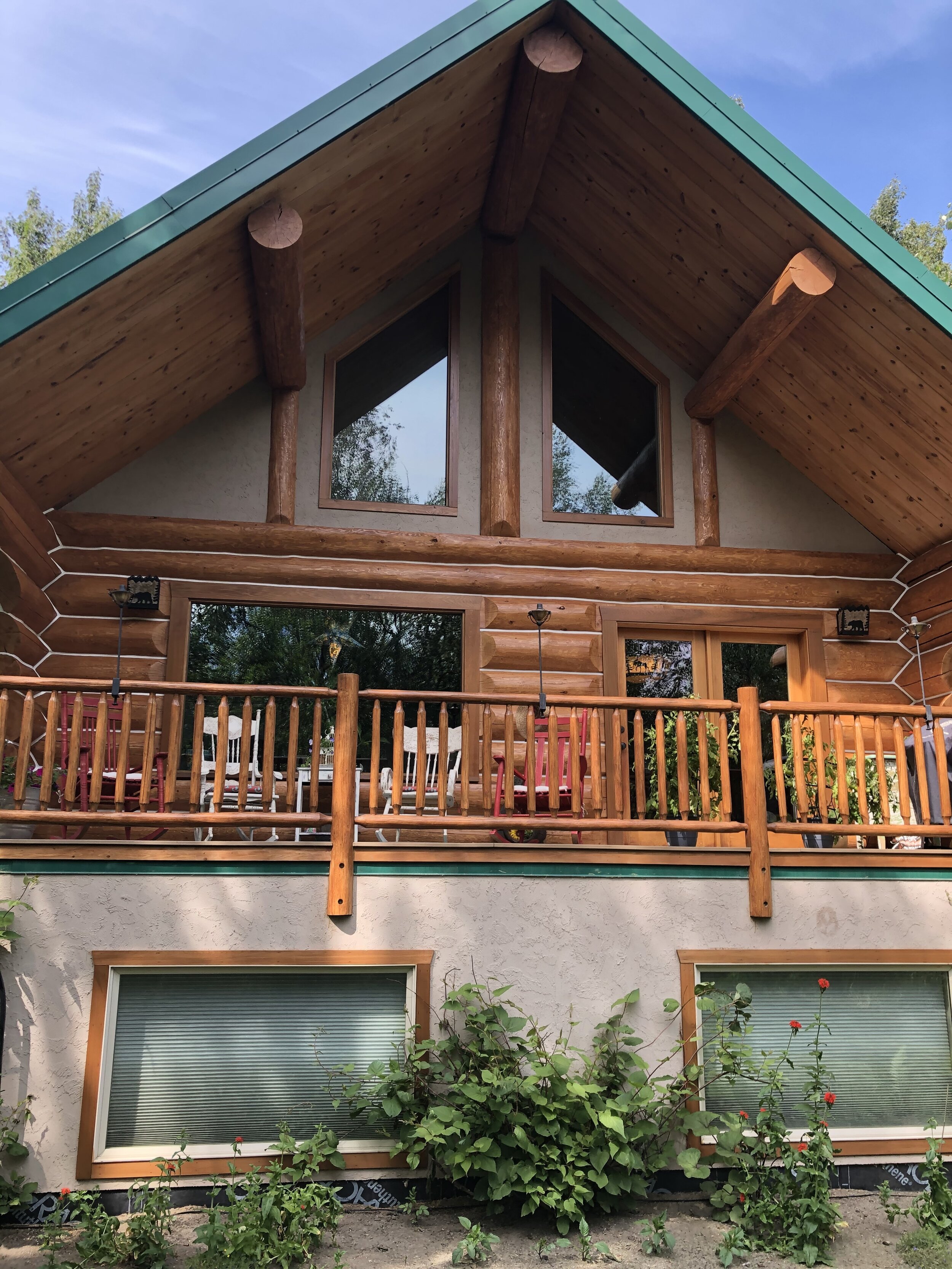 Log Home Maintenance logo
